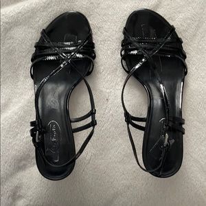 Talbots comfortable Women’s black patent shoe